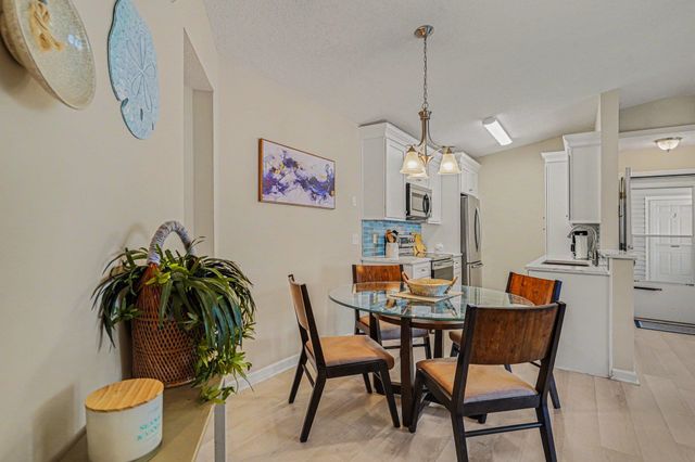 140I Spanish Oak Ct Unit I, Surfside Beach, SC 29575