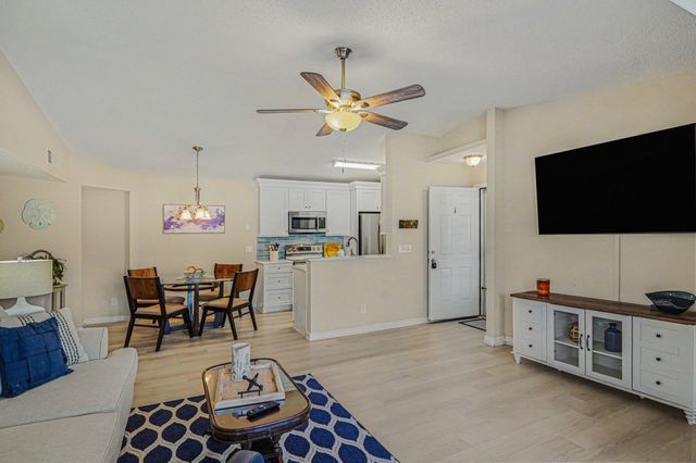 140I Spanish Oak Ct Unit I, Surfside Beach, SC 29575