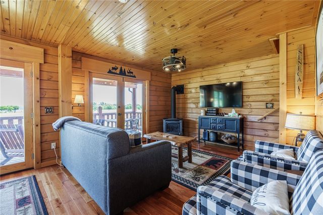 452 Armstrong Road, Geneva Town, NY 14456