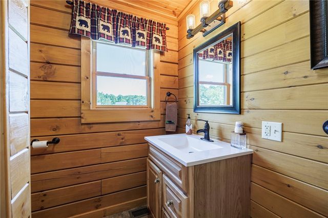 452 Armstrong Road, Geneva Town, NY 14456