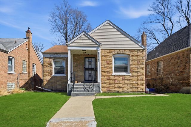 9553 S Greenwood Avenue, Chicago, IL 60628