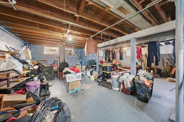 9553 S Greenwood Avenue, Chicago, IL 60628