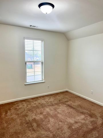 4864 AVI DR, Bartlett, TN 38002