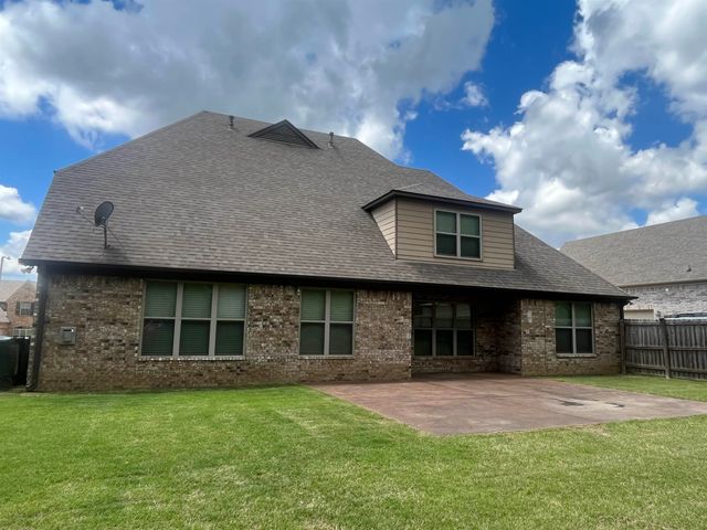 4864 AVI DR, Bartlett, TN 38002