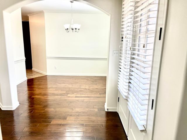 4864 AVI DR, Bartlett, TN 38002