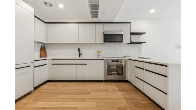 197 PULASKI Street GARDEN, New York City, NY 11206