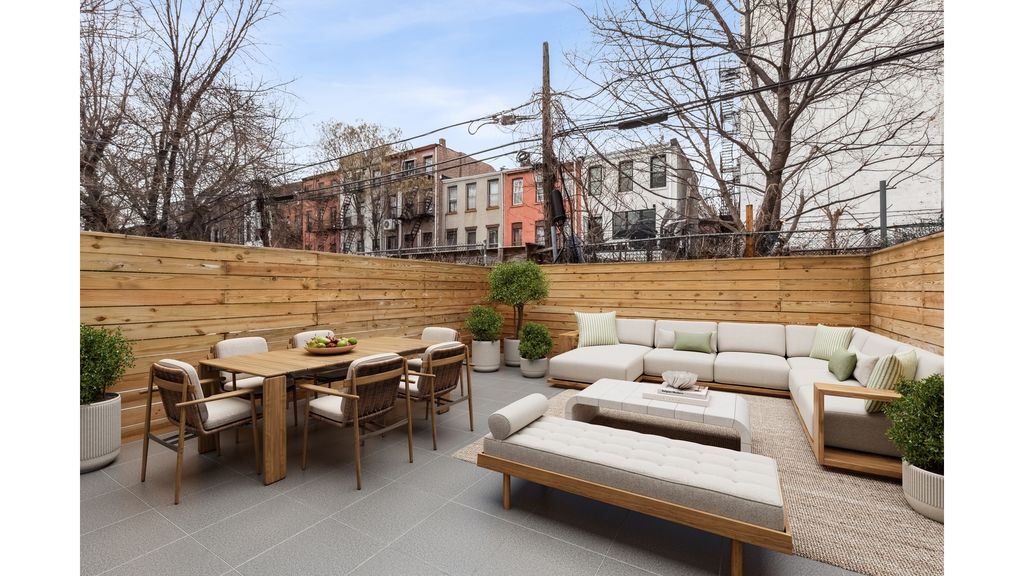 197 PULASKI Street GARDEN, New York City, NY 11206