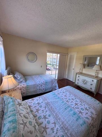 340 W Horizons 205, Boynton Beach, FL 33435