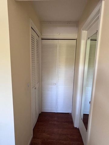 340 W Horizons 205, Boynton Beach, FL 33435