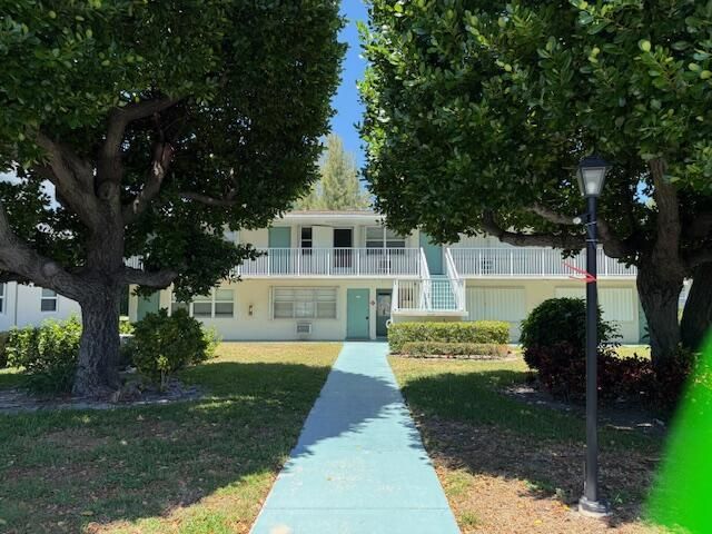 340 W Horizons 205, Boynton Beach, FL 33435