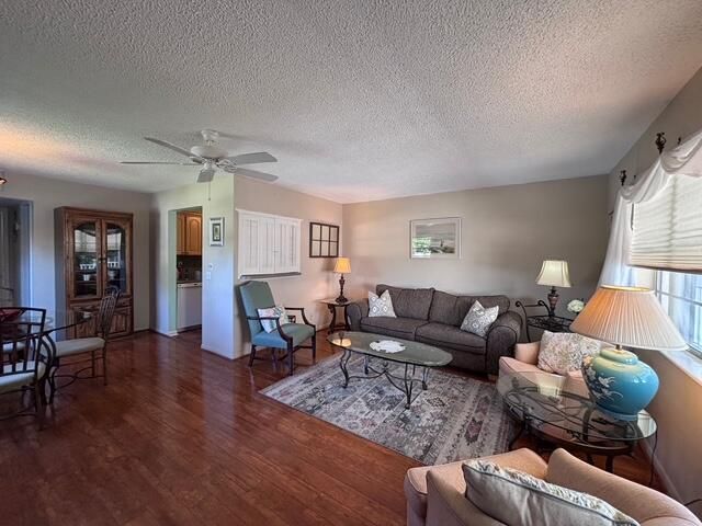 340 W Horizons 205, Boynton Beach, FL 33435
