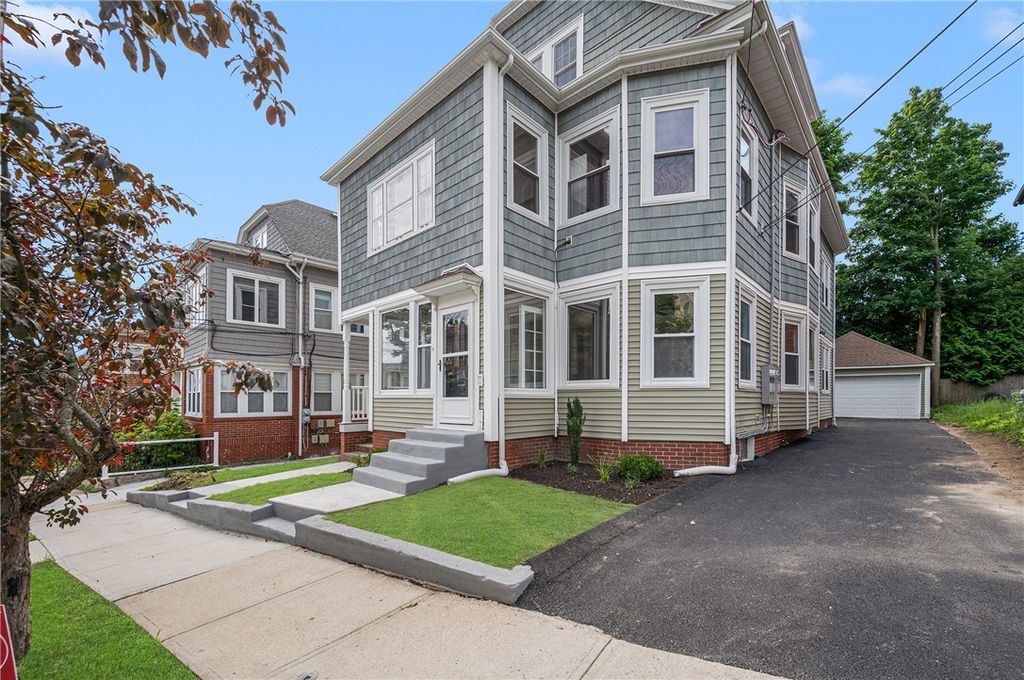 25 Sessions Street, Providence, RI 02906