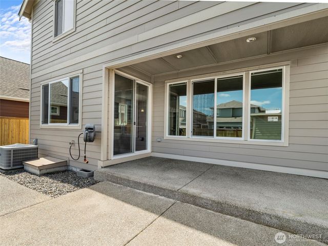 9024 Wyatt Court SE, Tumwater, WA 98501