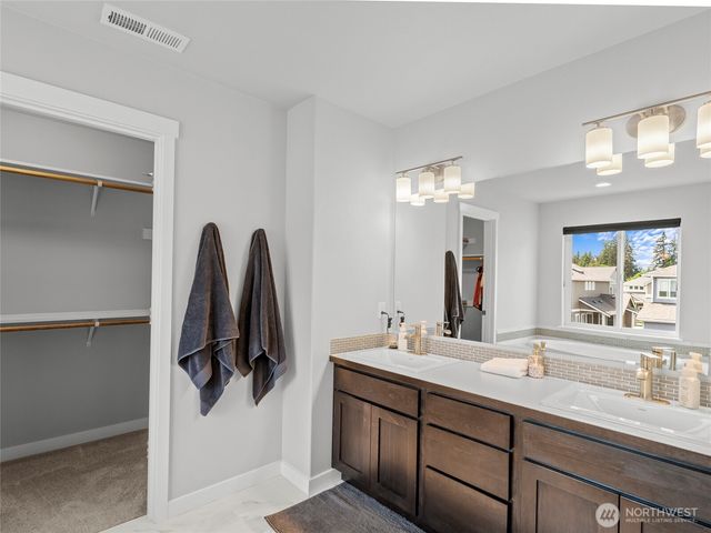 9024 Wyatt Court SE, Tumwater, WA 98501