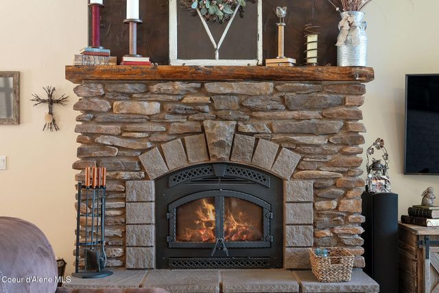 17378 N FREDDI RD, Rathdrum, ID 83858
