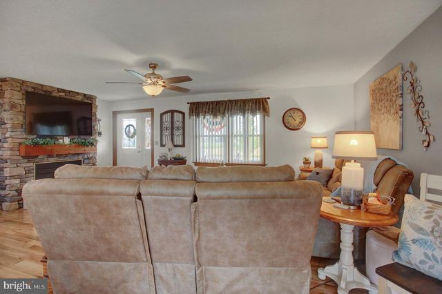 1461 ROXBURY ROAD, Shippensburg, PA 17257