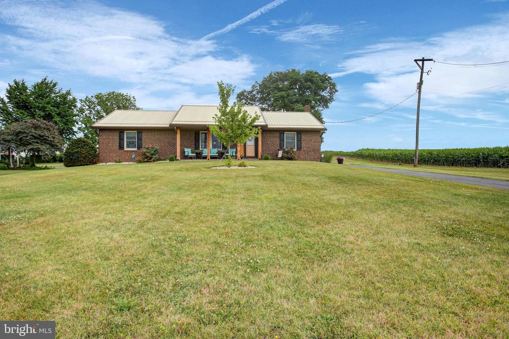 1461 ROXBURY ROAD, Shippensburg, PA 17257