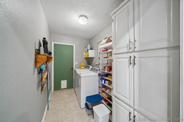 21585 S Glenwood Drive, Claremore, OK 74019