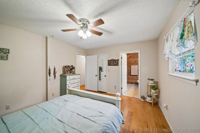 21585 S Glenwood Drive, Claremore, OK 74019