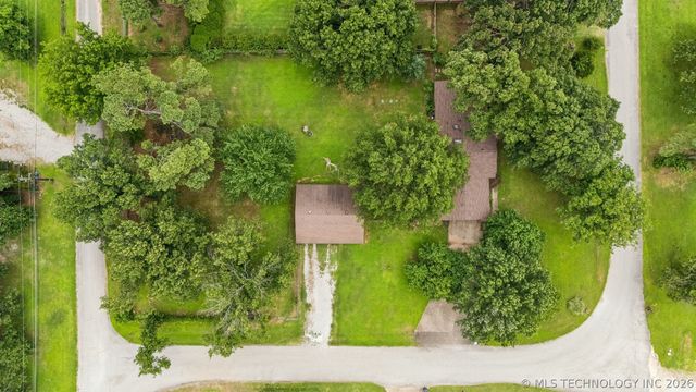 21585 S Glenwood Drive, Claremore, OK 74019