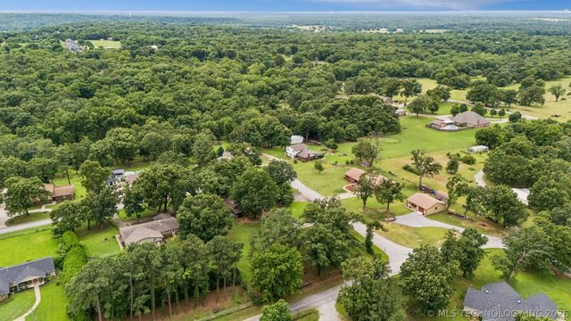 21585 S Glenwood Drive, Claremore, OK 74019