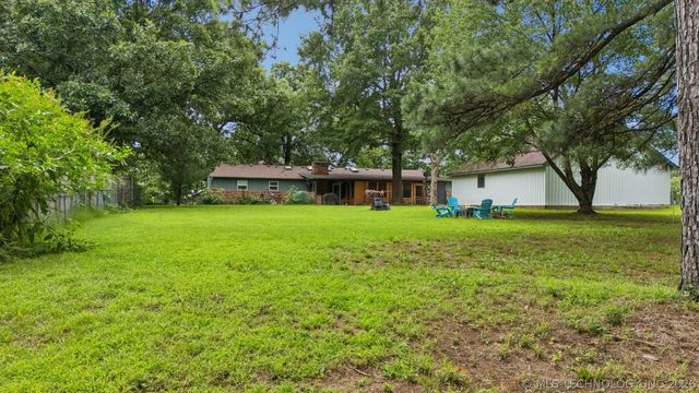 21585 S Glenwood Drive, Claremore, OK 74019
