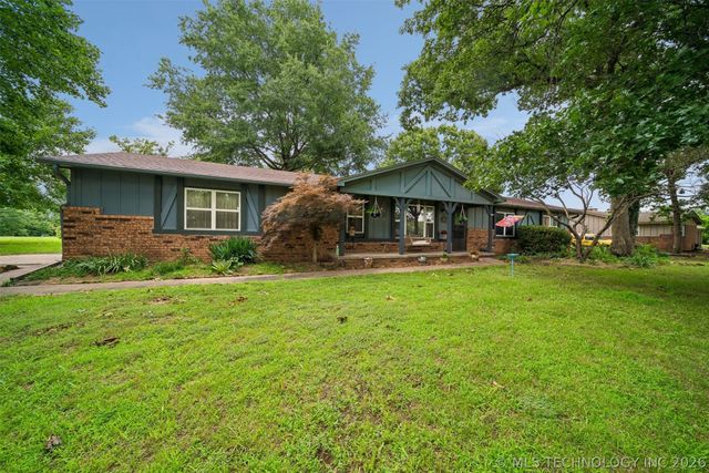 21585 S Glenwood Drive, Claremore, OK 74019