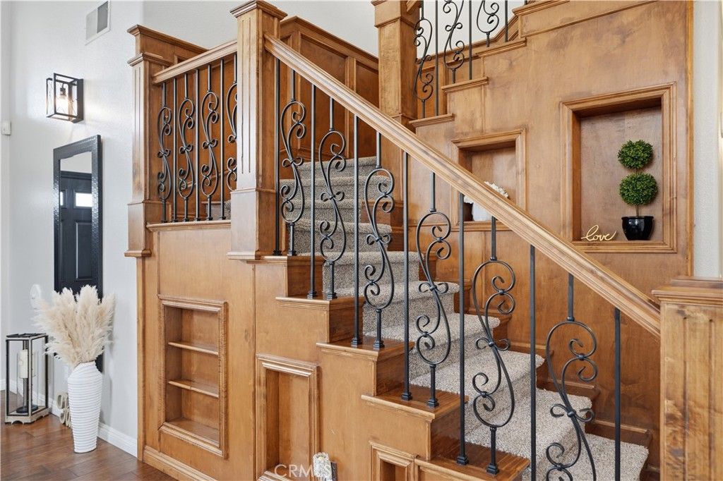 Image 11 of property listing at 39657 Bayonne Place, Murrieta, CA 92562