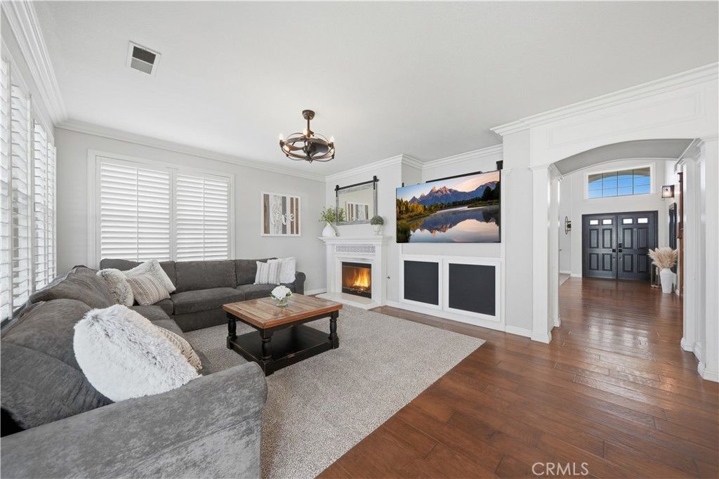 Image 14 of property listing at 39657 Bayonne Place, Murrieta, CA 92562