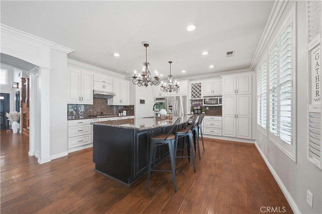 Image 17 of property listing at 39657 Bayonne Place, Murrieta, CA 92562