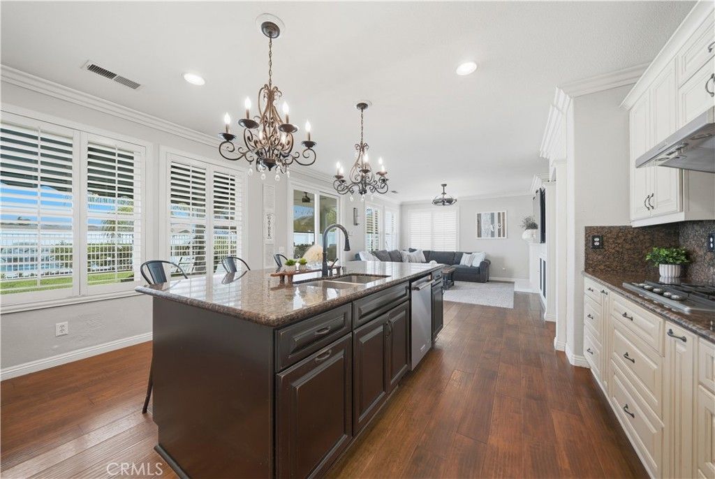 Image 19 of property listing at 39657 Bayonne Place, Murrieta, CA 92562
