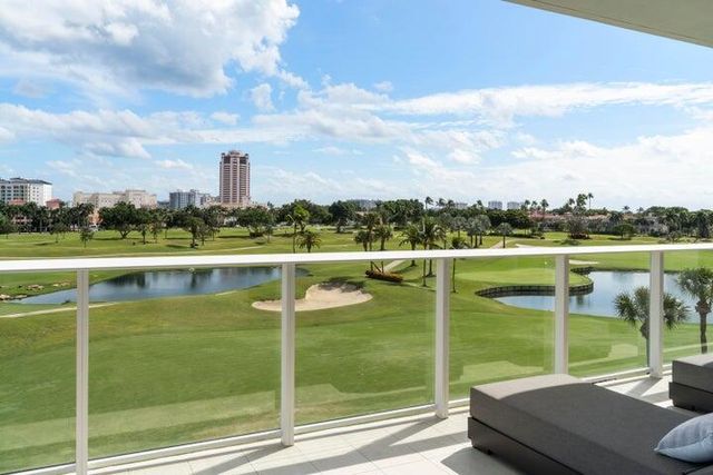 220 SE Mizner Boulevard 424, Boca Raton, FL 33432