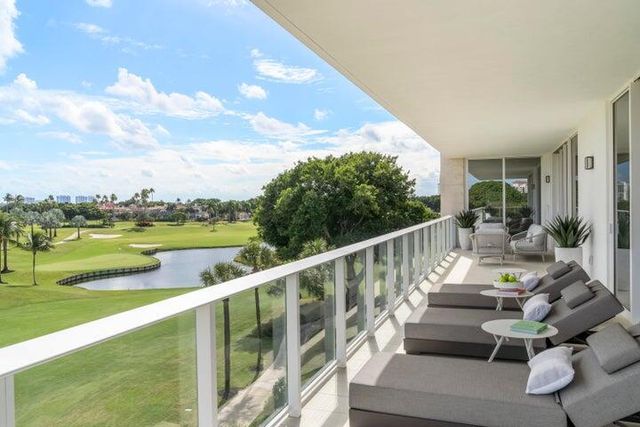 220 SE Mizner Boulevard 424, Boca Raton, FL 33432