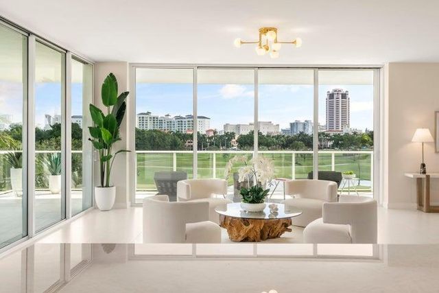 220 SE Mizner Boulevard 424, Boca Raton, FL 33432