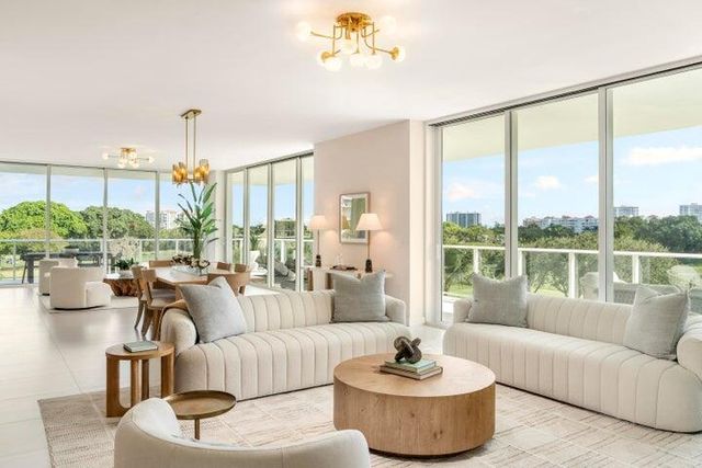 220 SE Mizner Boulevard 424, Boca Raton, FL 33432