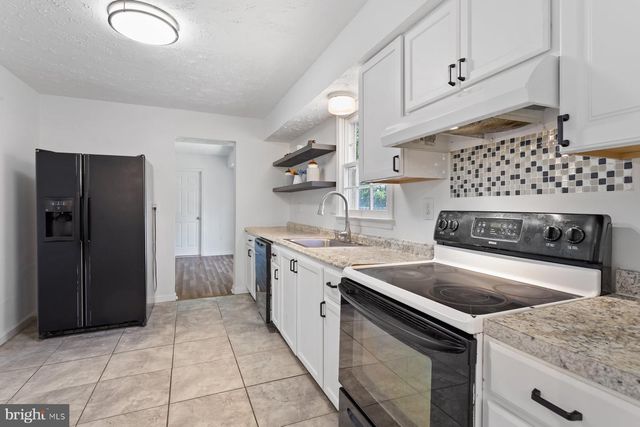 9 BETH CT, Indian Head, MD 20640
