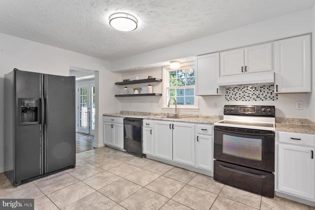 9 BETH CT, Indian Head, MD 20640