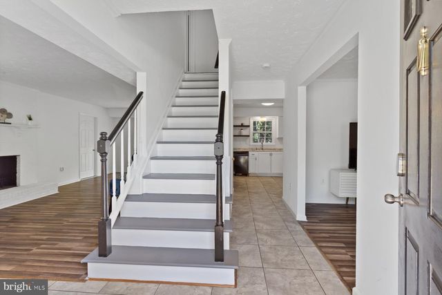 9 BETH CT, Indian Head, MD 20640
