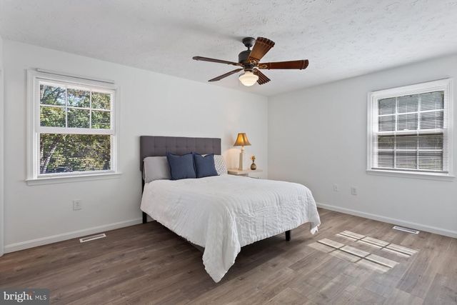 9 BETH CT, Indian Head, MD 20640