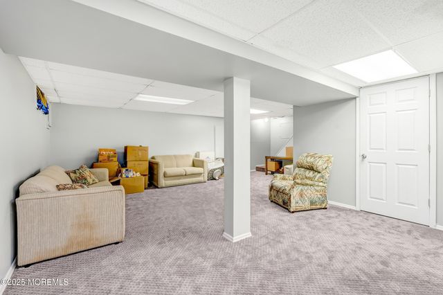 21 Meadowbrook Drive, Howell, NJ 07731