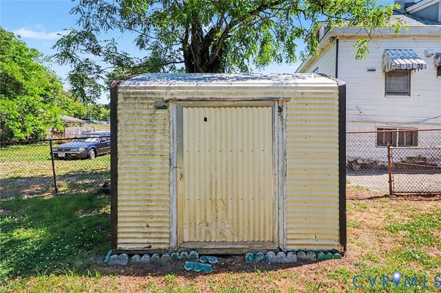 1627 Halifax St, Petersburg, VA 23803