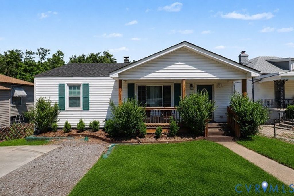 1627 Halifax St, Petersburg, VA 23803