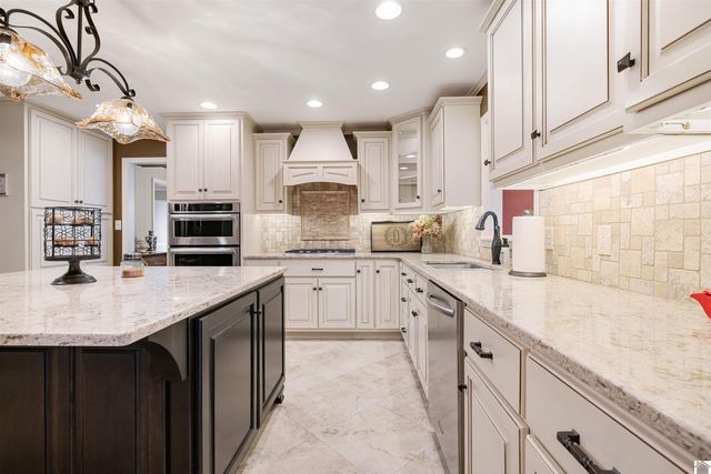 99 Merit RD, Mayfield, KY 42066