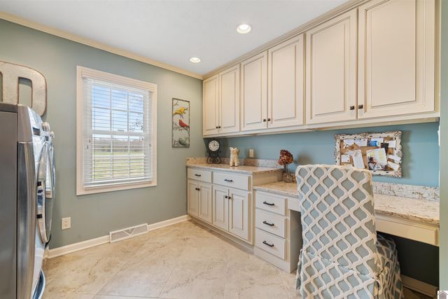 99 Merit RD, Mayfield, KY 42066