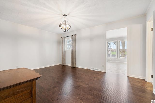 99 Merit RD, Mayfield, KY 42066