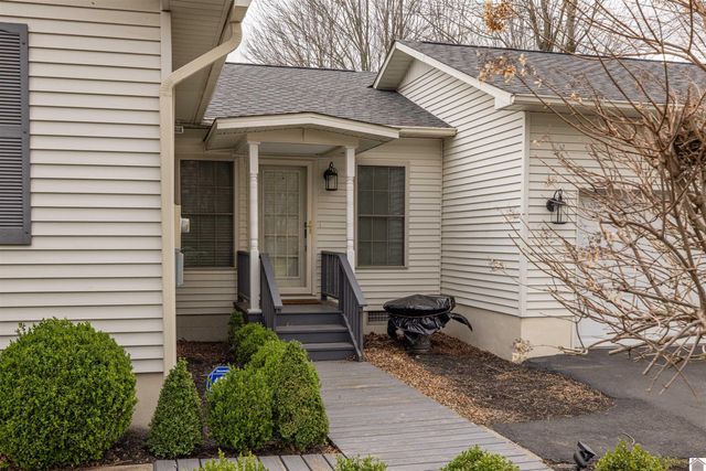 99 Merit RD, Mayfield, KY 42066