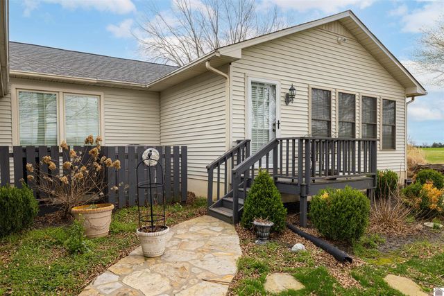 99 Merit RD, Mayfield, KY 42066