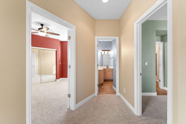 125 Villa Drive 2, Hollister, MO 65672