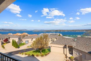 125 Villa Drive 2, Hollister, MO 65672