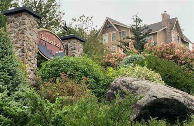 25B Boulder Ridge Drive B, Dover, VT 05356